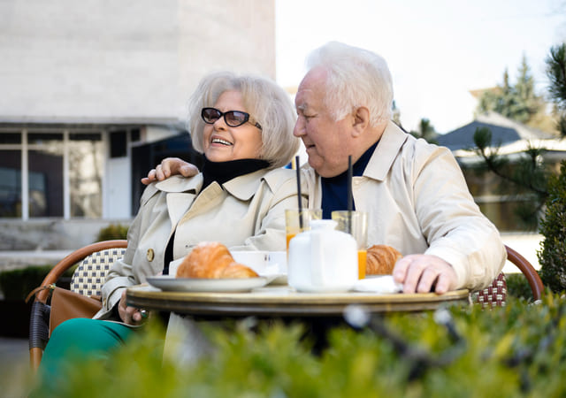 Cea mai mare pensie de lux din Romania sare de 25.000 de lei pe luna. Pensionarul isi poate cumpara 70 de grame de aur lunar