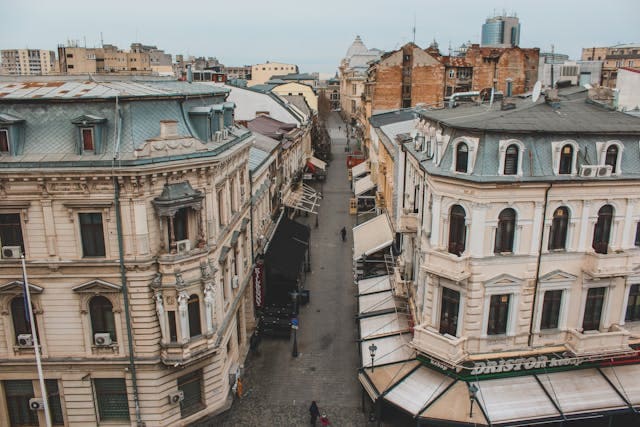 Brasov, Oradea si Cluj-Napoca sunt orasele din Romania in care locuitorii se simt cel mai in siguranta. Cine mai e in Top