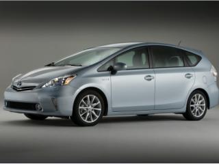  Toyota anunta doua noi modele Prius, unul pentru familii si unul de oras