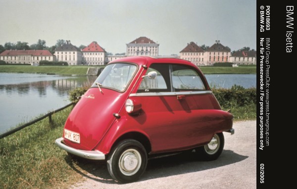 BMW Isetta implineste 65 de ani