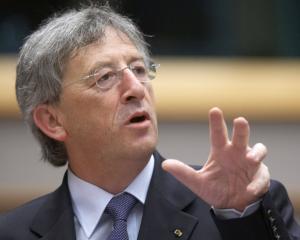 Jean-Claude Juncker: Nu voi accepta niciodata existenta a doua grupuri in Zona Euro. Europa nu este condusa de doamna Merkel