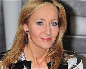 J.K. Rowling incearca sa demonstreze ca poate scrie si pentru oameni mari