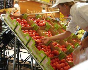 Un sfert dintre legumele si fructele din magazinele mari sunt productii autohtone