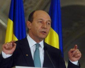  Traian Basescu i-a oferit lui Isarescu functia de premier