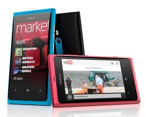 In sfarsit: Nokia a prezentat primele sale doua telefoane cu Windows Phone - Lumia 800 si Lumia 710