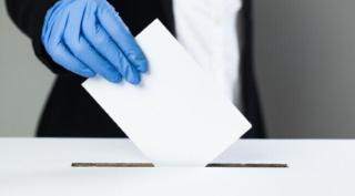 6 decembrie 2020: Regulile pe care trebuie sa respecte alegatorii in sectiile de votare