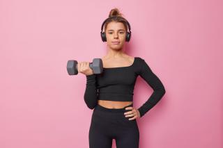 Cum sa castigi bani online cu cursuri de fitness si wellness de acasa