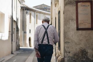 Cresc pensiile de la 1 ianuarie. Cati bani in plus primesc pensionarii