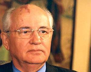 Gorbaciov, decorat cu cea mai inalta distinctie acordata de Rusia