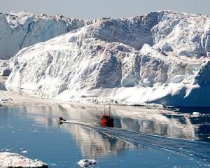 O expeditie a descoperit un avion disparut in Al Doilea Razboi Mondial, in gheata Groenlandei