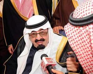 Regele Abdullah al Arabiei Saudite promite o infuzie de 36 de miliarde de dolari in economia tarii
