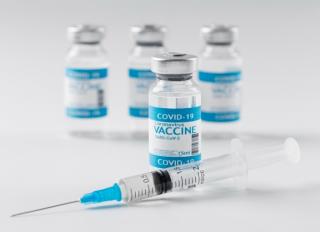 In Israel incepe administrarea celei de-a treia doze de vaccin Pfizer