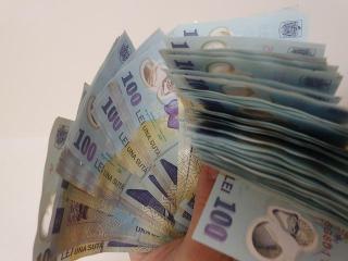 Se dau bani de la stat pentru copii: 100 de euro, cu destinatie clara. Ce trebuie sa faca parintii, pentru a primi bani