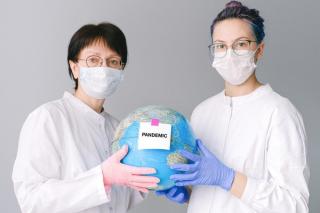 Vesti proaste de la OMS: Omenirea trebuie sa invete sa traiasca cu noul coronavirus