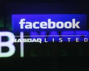 Facebook si-ar putea lansa propria retea de publicitate pentru servicii mobile