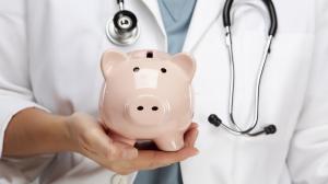 Consiliul Concurentei recomanda relocarea mai multor fonduri pentru serviciile de ingrijiri medicale la domiciliu