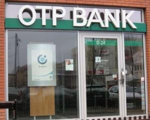 OTP Bank a semnat conventia pentru prefinantarea subventiilor APIA SAPS 2013