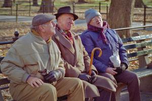 Pro sau Contra: Majoritatea romanilor se vad muncind si dupa varsta pensionarii