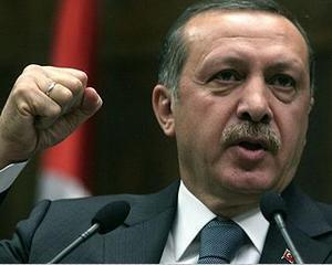 Premierul turc vrea sa adopte modelul lui Putin: Femeile din Turcia ar trebui sa aiba cel putin trei copii