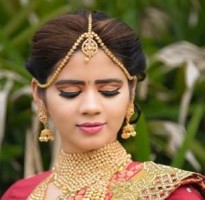 Nuntile din India si iminenta unei noi crize economice au crescut pretul aurului