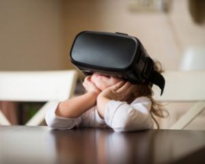 Cum va schimba realitatea virtuala educatia copiilor