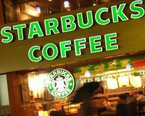 Starbucks angajeaza 10.000 de veterani de razboi si sotii de militari