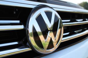 Martori in bord Volkswagen - ce reprezinta simbolurile aprinse in bord